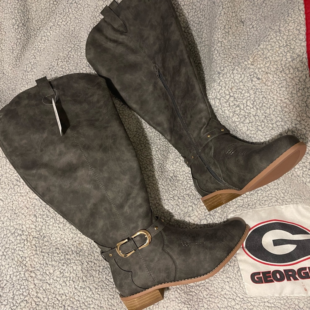 🍁NWT🍁Wide Calf Boots🍁